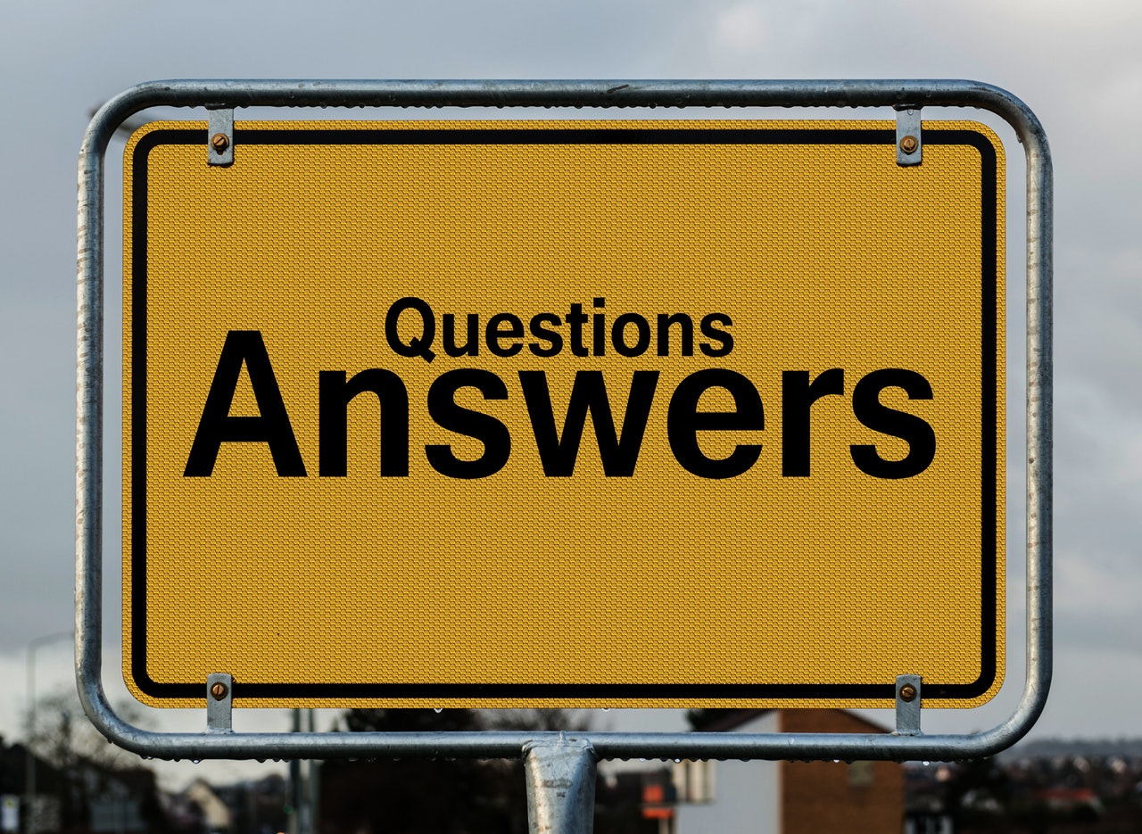 Question & Answer Signage